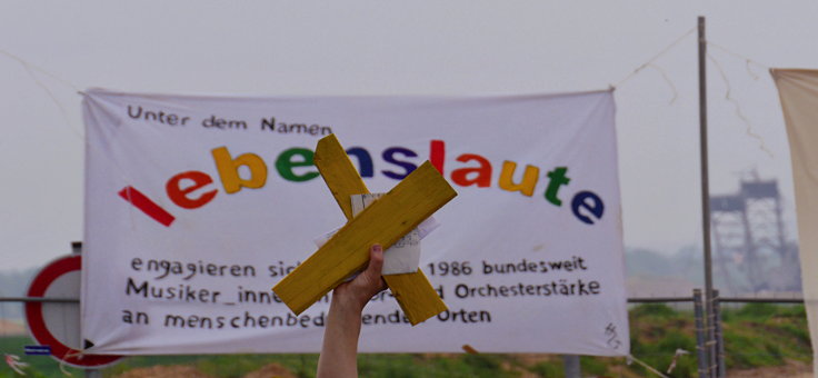 © www.mutbuergerdokus.de: 86. Sonntagsspaziergang: Fahrradtour mit Konzert von 'lebenslaute'