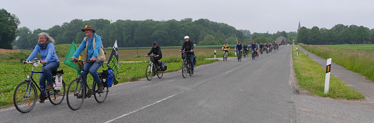 © www.mutbuergerdokus.de: 86. Sonntagsspaziergang: Fahrradtour mit Konzert von 'lebenslaute'