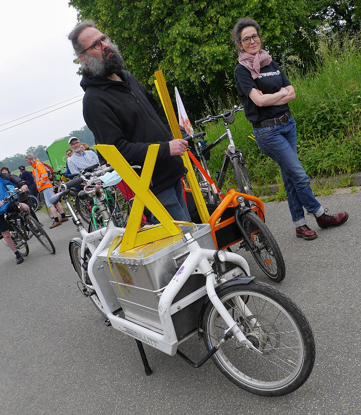 © www.mutbuergerdokus.de: 86. Sonntagsspaziergang: Fahrradtour mit Konzert von 'lebenslaute'