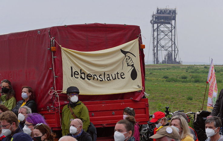 © www.mutbuergerdokus.de: 86. Sonntagsspaziergang: Fahrradtour mit Konzert von 'lebenslaute'