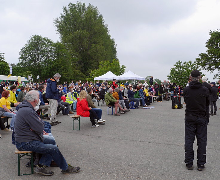 © www.mutbuergerdokus.de: 86. Sonntagsspaziergang: Fahrradtour mit Konzert von 'lebenslaute'