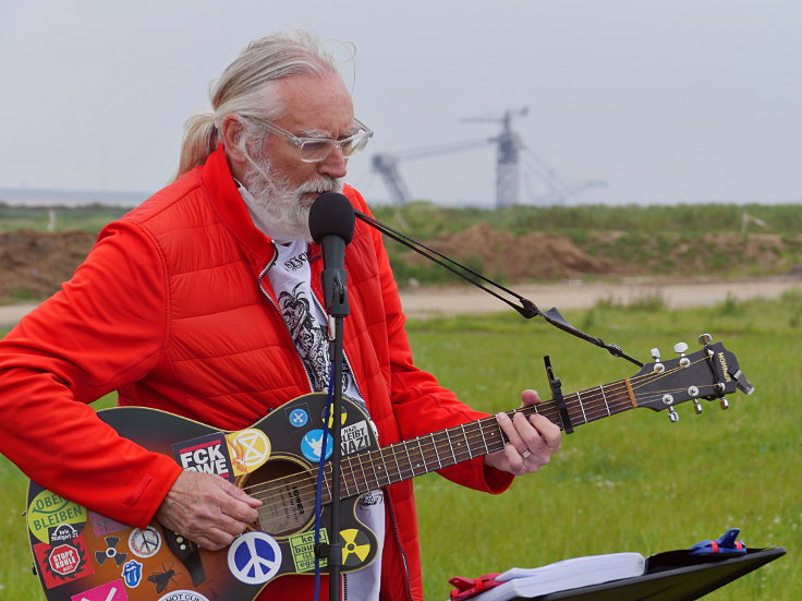 © www.mutbuergerdokus.de: 86. Sonntagsspaziergang: Fahrradtour mit Konzert von 'lebenslaute'