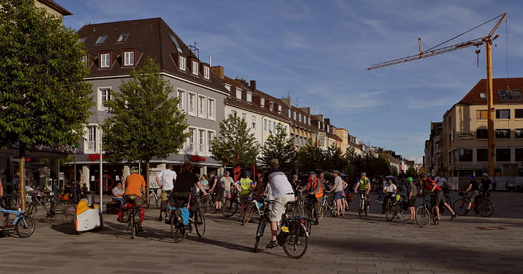 © www.mutbuergerdokus.de: 78. 'Critical Mass Düren'