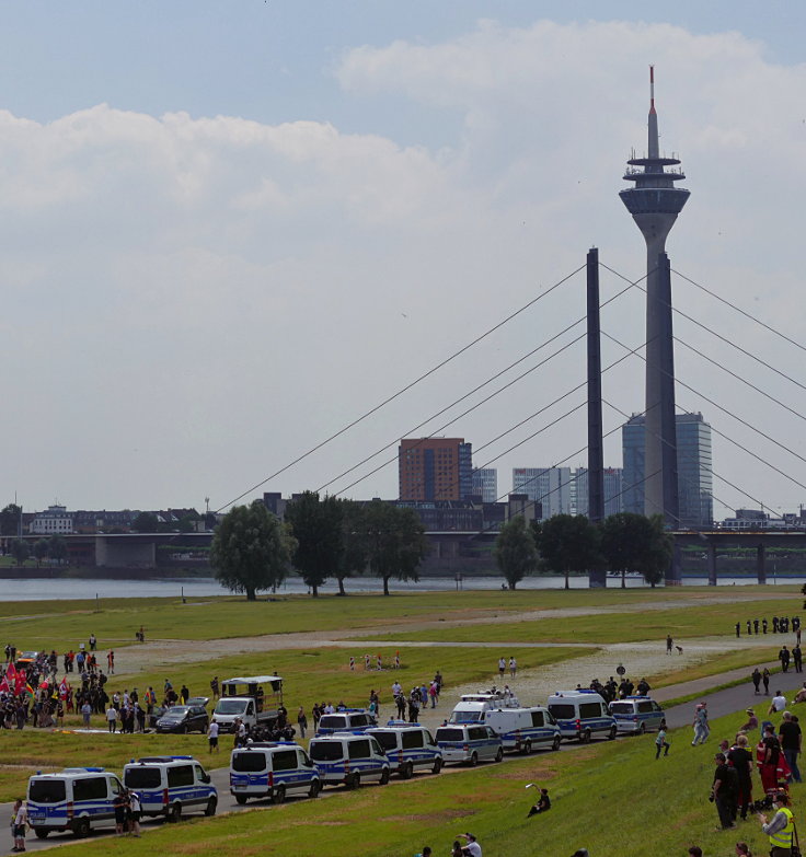 © www.mutbuergerdokus.de: Demonstration: 'Versammlungsgesetz NRW stoppen! Grundrechte erhalten'