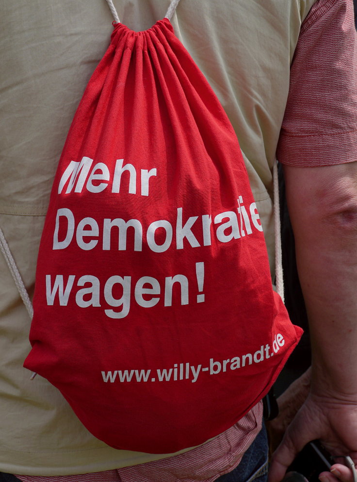 © www.mutbuergerdokus.de: Demonstration: 'Versammlungsgesetz NRW stoppen! Grundrechte erhalten'