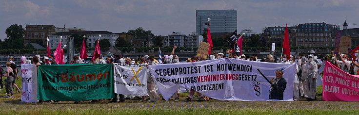 © www.mutbuergerdokus.de: Demonstration: 'Versammlungsgesetz NRW stoppen! Grundrechte erhalten'