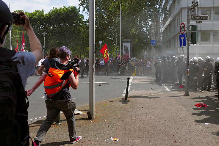 © www.mutbuergerdokus.de: Demonstration: 'Versammlungsgesetz NRW stoppen! Grundrechte erhalten'