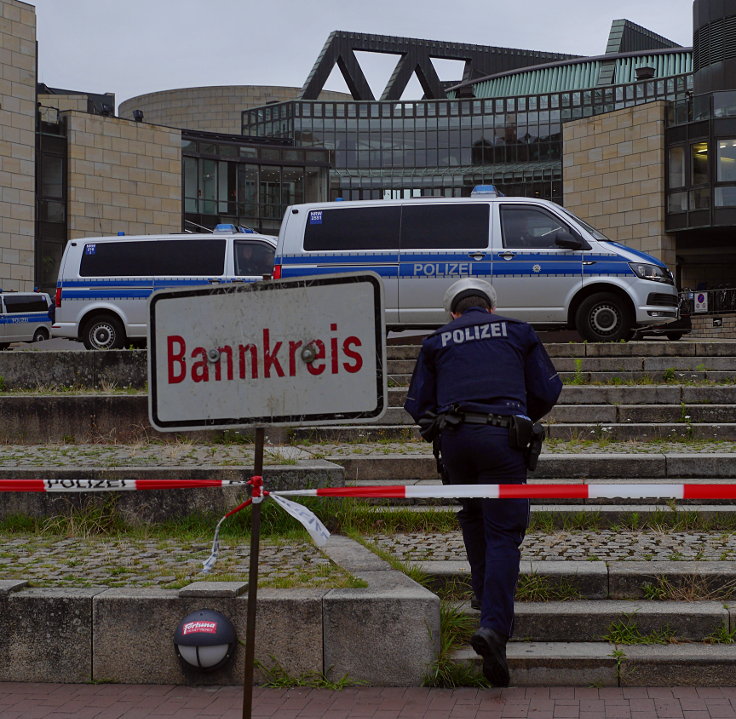 © www.mutbuergerdokus.de: Kundgebung vor dem Landtag NRW zum Versammlungsgesetz NRW