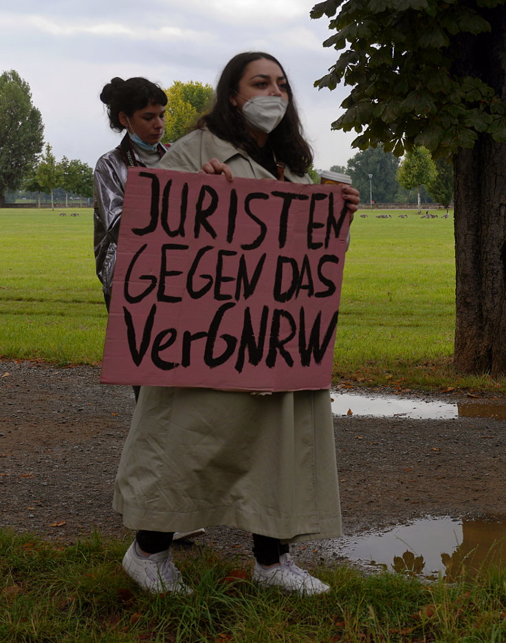 © www.mutbuergerdokus.de: 'Versammlungsgesetz NRW stoppen! Grundrechte erhalten! Jetzt erst recht!'