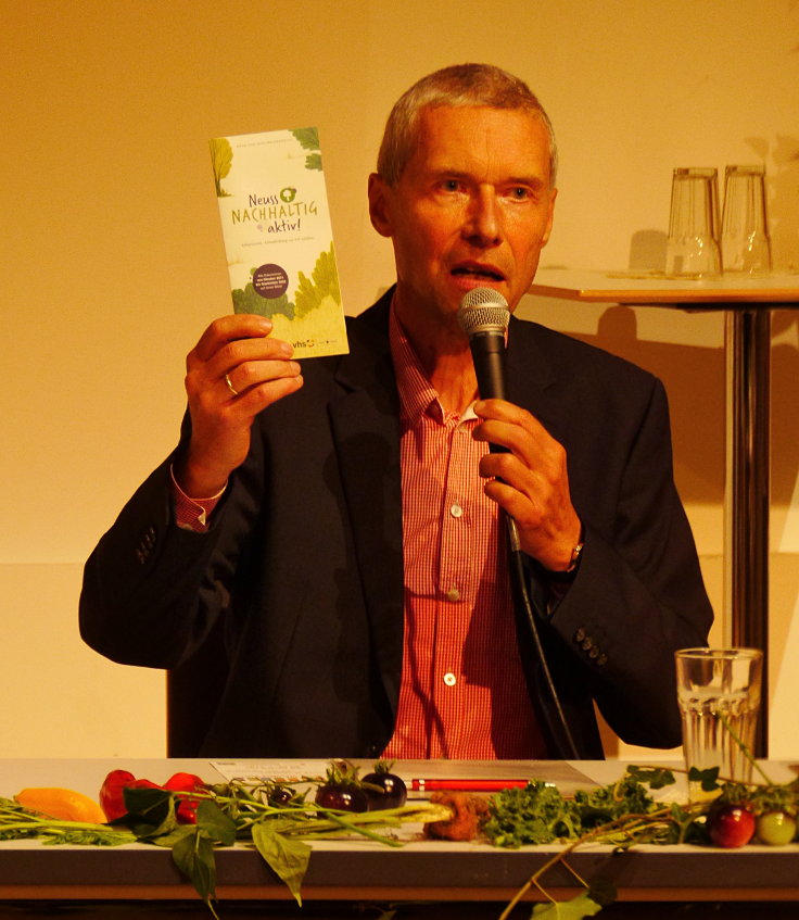 © www.mutbuergerdokus.de: 'Woche der Nachhaltigkeit': Impulsvortrag von Valentin Thurn mit Podiumsdiskussion