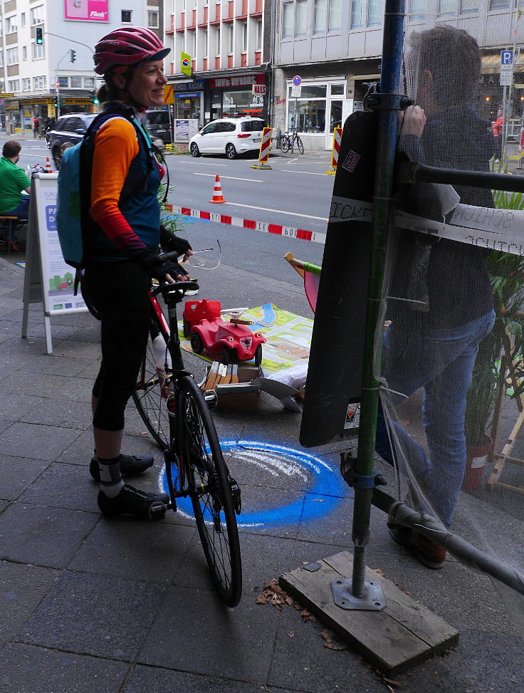 © www.mutbuergerdokus.de: PARK(ing) Day Düsseldorf