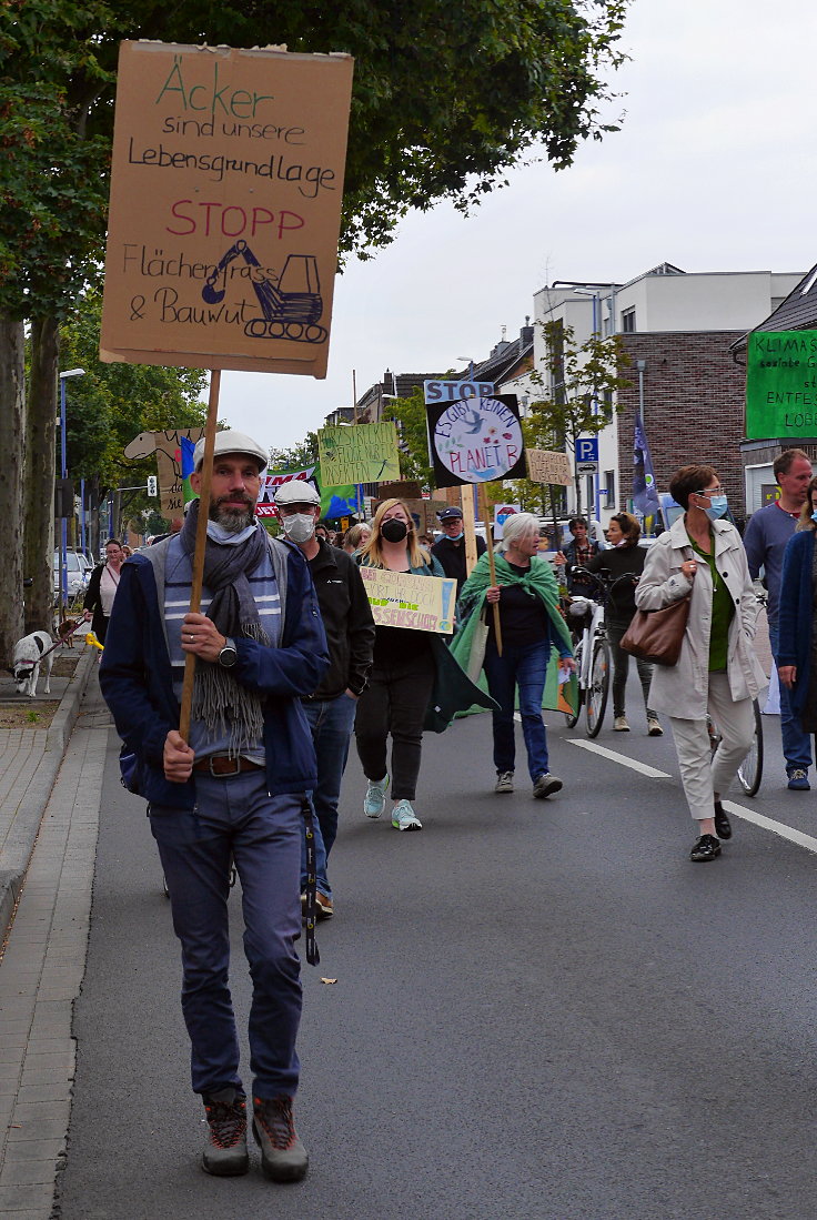 © www.mutbuergerdokus.de: 'BUND Meerbusch' und 'parents for future Meerbusch': Demonstration zum Klimaaktionstag