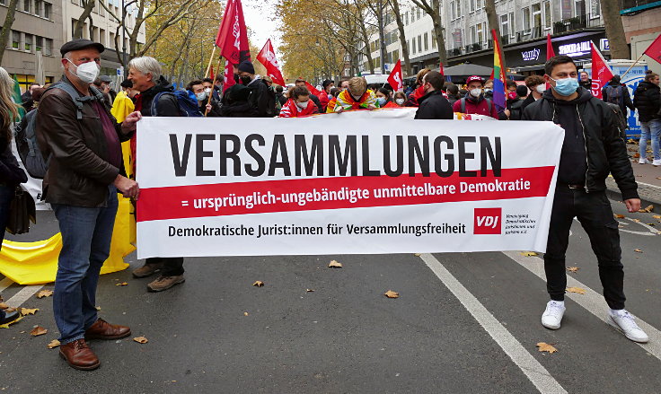 © www.mutbuergerdokus.de: Demonstration: 'Versammlungsgesetz NRW stoppen! Grundrechte erhalten! Jetzt erst Recht!'