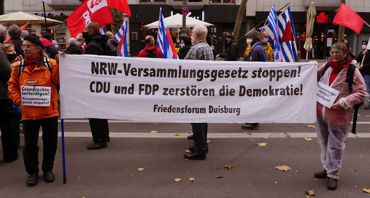 © www.mutbuergerdokus.de: Demonstration: 'Versammlungsgesetz NRW stoppen! Grundrechte erhalten! Jetzt erst Recht!'