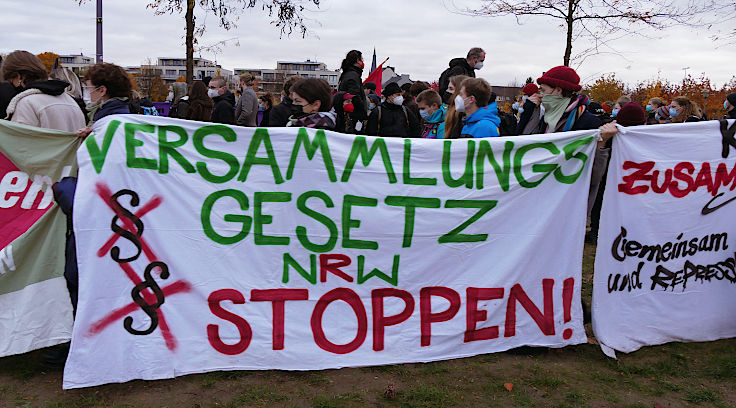 © www.mutbuergerdokus.de: Demonstration: 'Versammlungsgesetz NRW stoppen! Grundrechte erhalten! Jetzt erst Recht!'