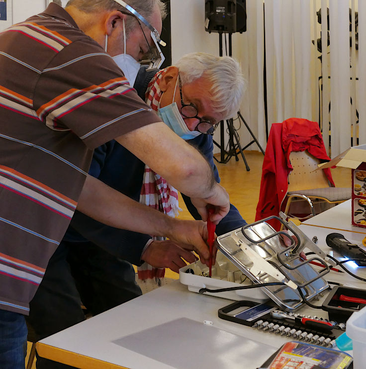 © www.mutbuergerdokus.de: Repair Café Kaarst