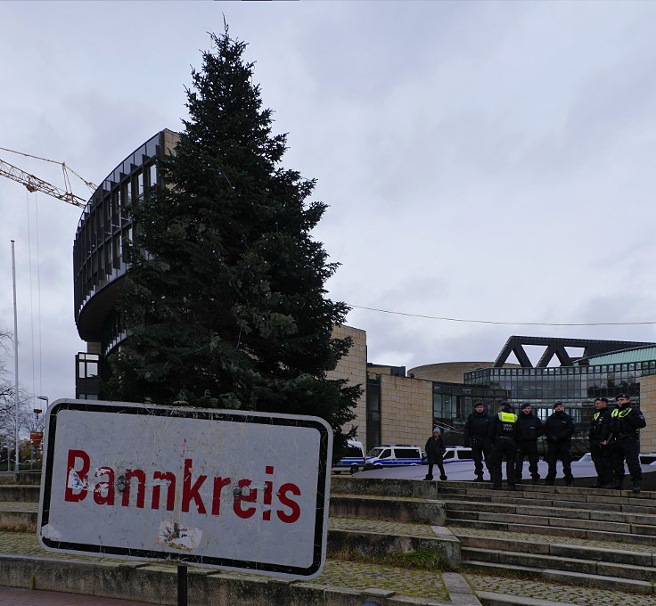 © www.mutbuergerdokus.de: Kundgebung gegen das Versammlungsgesetz NRW