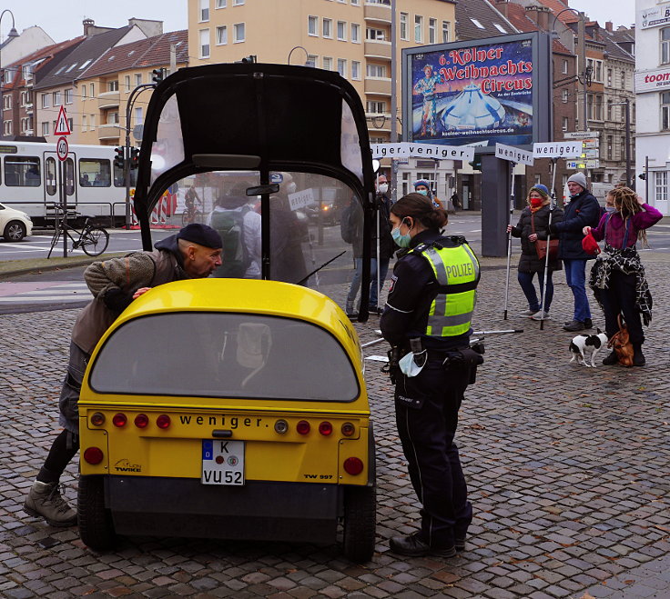 © www.mutbuergerdokus.de: Das 'w e n i g e r .'-Dutzend