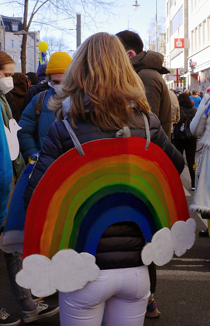 © www.mutbuergerdokus.de: Friedens-Demo an Rosenmontag