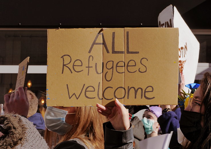 © www.mutbuergerdokus.de: Friedens-Demo an Rosenmontag