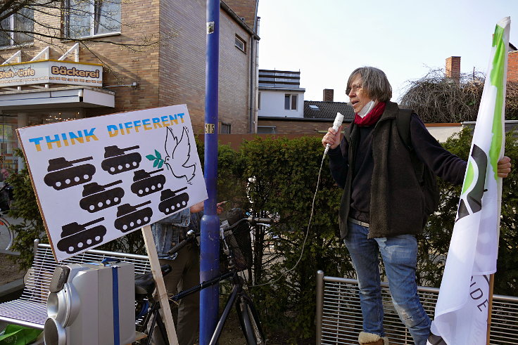 © www.mutbuergerdokus.de: BUND Meerbusch / parents for future Meerbusch: 'Demonstration für Frieden und Klimaschutz'