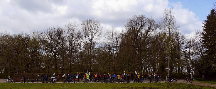 © www.mutbuergerdokus.de: Radtour an den bedrohten Dörfern