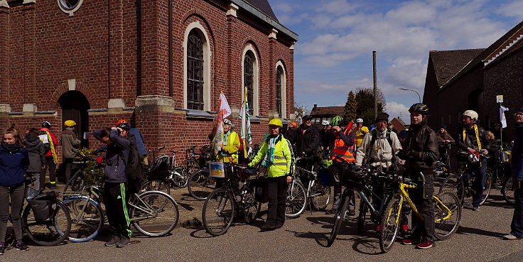 © www.mutbuergerdokus.de: Radtour an den bedrohten Dörfern