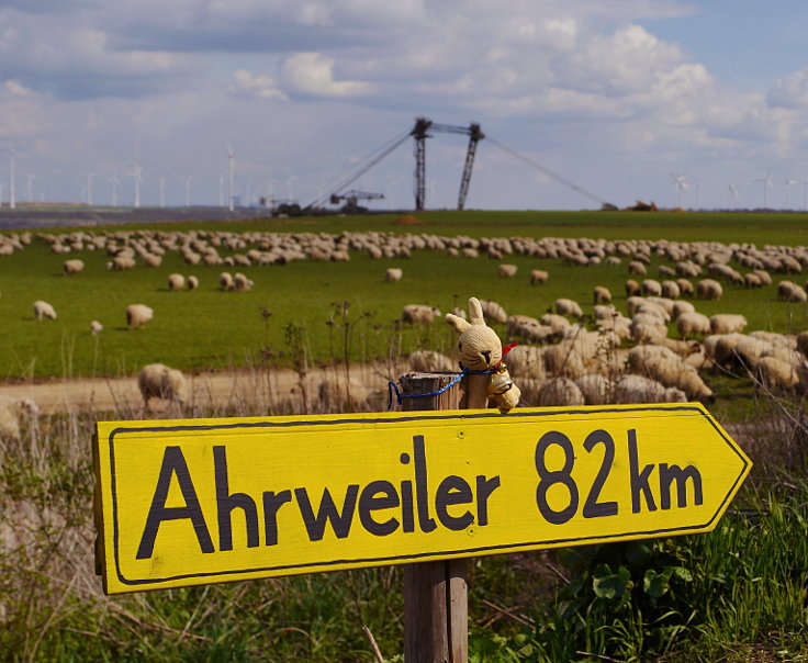 © www.mutbuergerdokus.de: Radtour an den bedrohten Dörfern