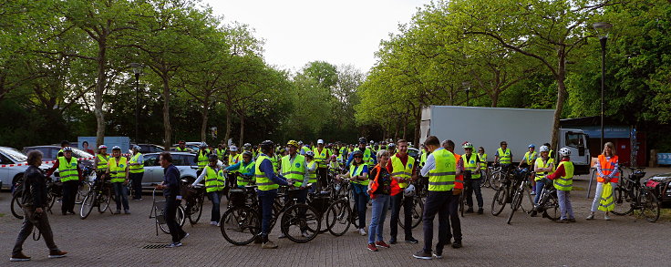 © www.mutbuergerdokus.de: 3. 'Meerbuscher Radnacht'