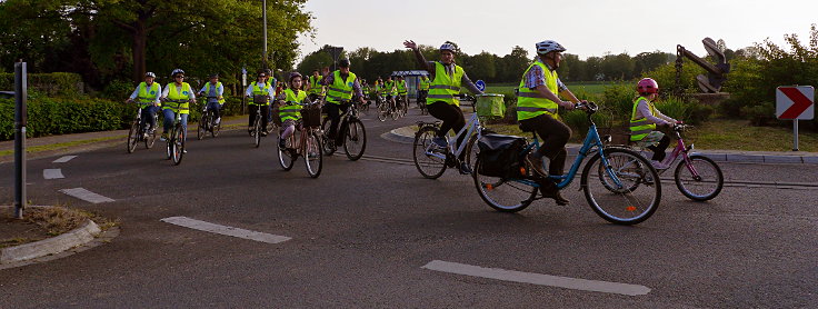 © www.mutbuergerdokus.de: 3. 'Meerbuscher Radnacht'