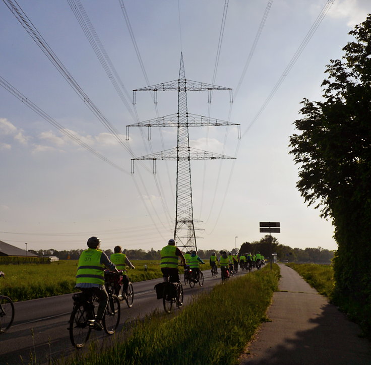 © www.mutbuergerdokus.de: 3. 'Meerbuscher Radnacht'