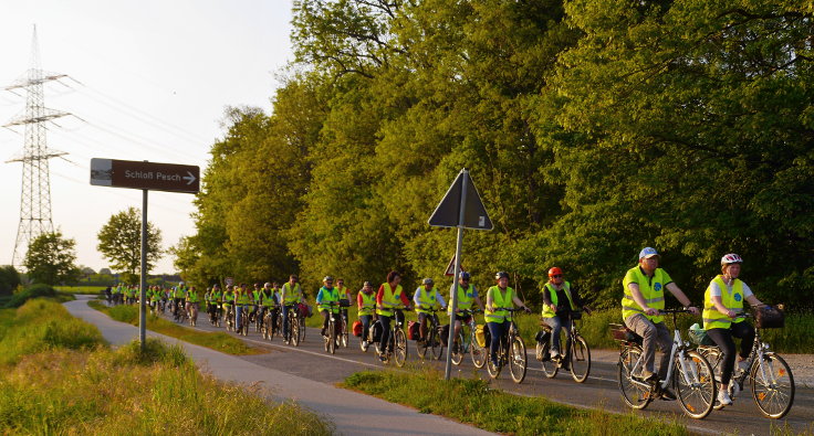 © www.mutbuergerdokus.de: 3. 'Meerbuscher Radnacht'