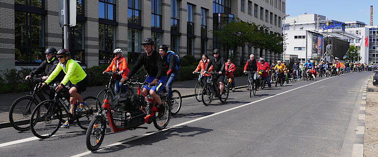 © www.mutbuergerdokus.de: 8. 'ADFC Fahrrad*Sternfahrt NRW'