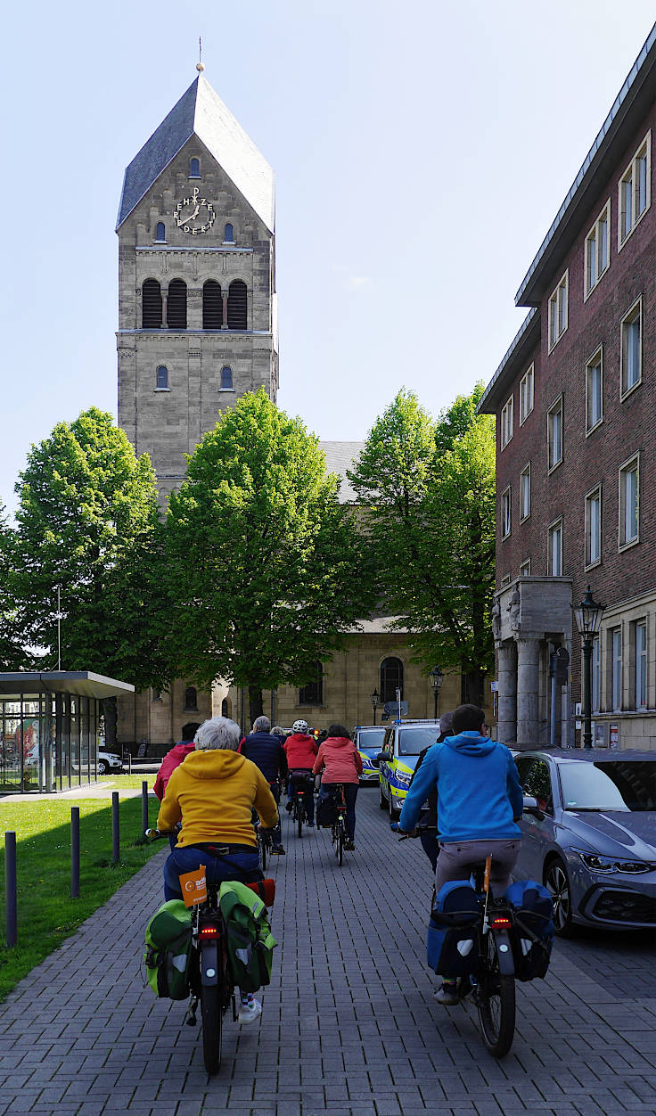 © www.mutbuergerdokus.de: 8. 'ADFC Fahrrad*Sternfahrt NRW'