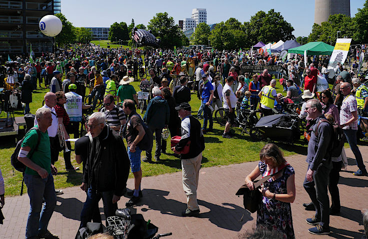 © www.mutbuergerdokus.de: 8. 'ADFC Fahrrad*Sternfahrt NRW'