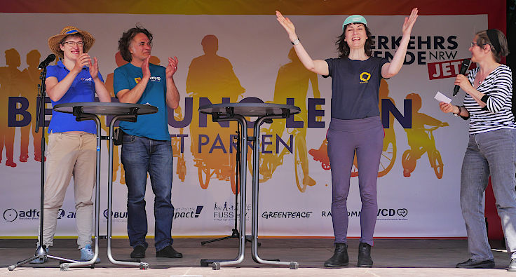 © www.mutbuergerdokus.de: 8. 'ADFC Fahrrad*Sternfahrt NRW'