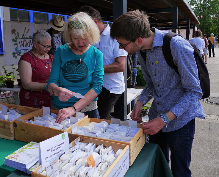 © www.mutbuergerdokus.de: 6. 'Saatgut-Festival Düsseldorf'