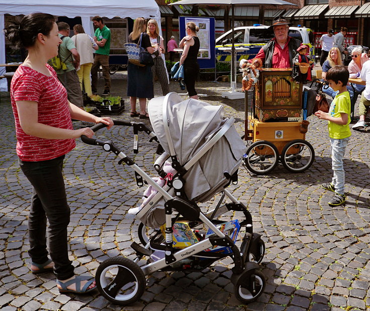 © www.mutbuergerdokus.de: 28. 'Ökomarkt Meerbusch'