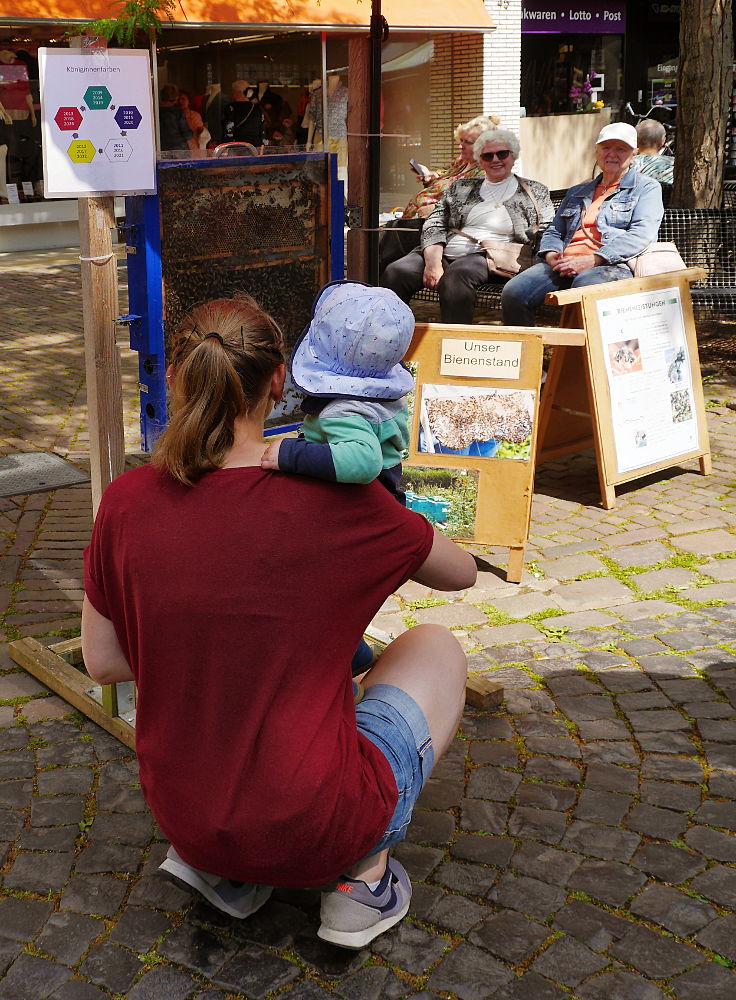 © www.mutbuergerdokus.de: 28. 'Ökomarkt Meerbusch'