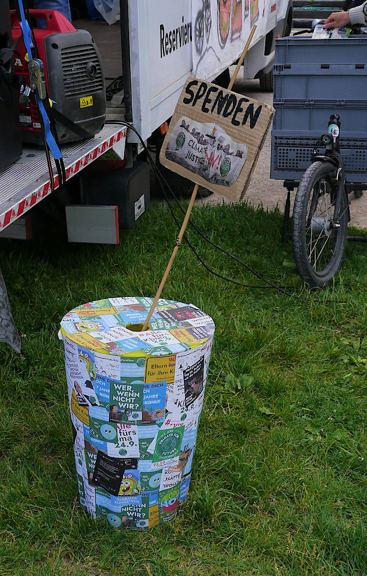© www.mutbuergerdokus.de: Demonstration mit Fahrrad-Sternfahrt: 'Klimaschutz bewegt uns! Dich auch? Verkehrswende Jetzt!'