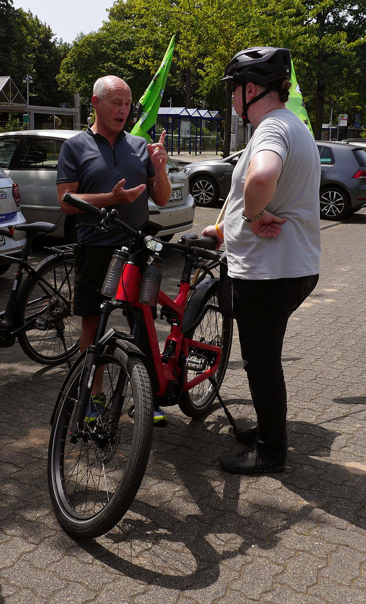 © www.mutbuergerdokus.de: BUND Meerbusch: Fahrraddemo '#MobilitätswendeJetzt!'