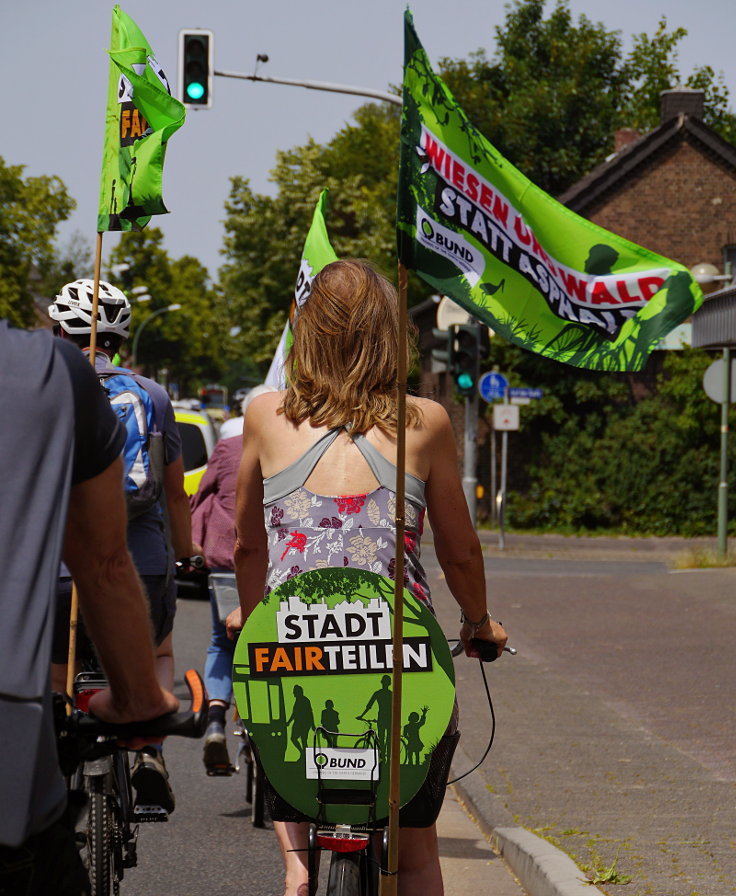 © www.mutbuergerdokus.de: BUND Meerbusch: Fahrraddemo '#MobilitätswendeJetzt!'