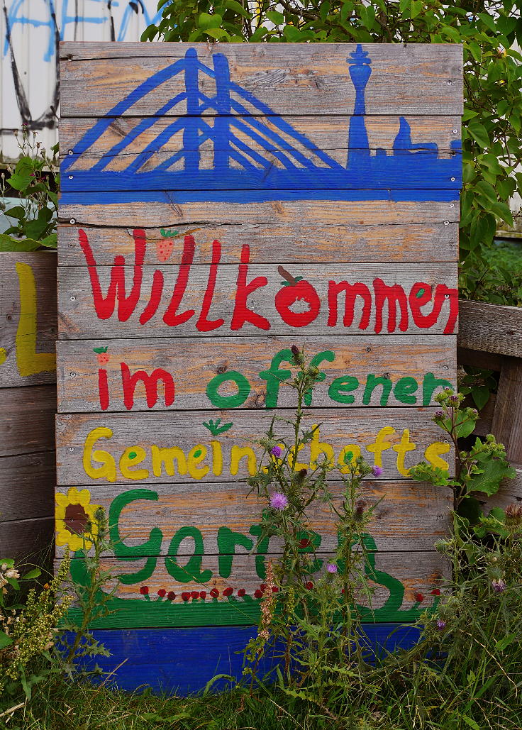 © www.mutbuergerdokus.de: Sommerfest bei 'düsselgrün'