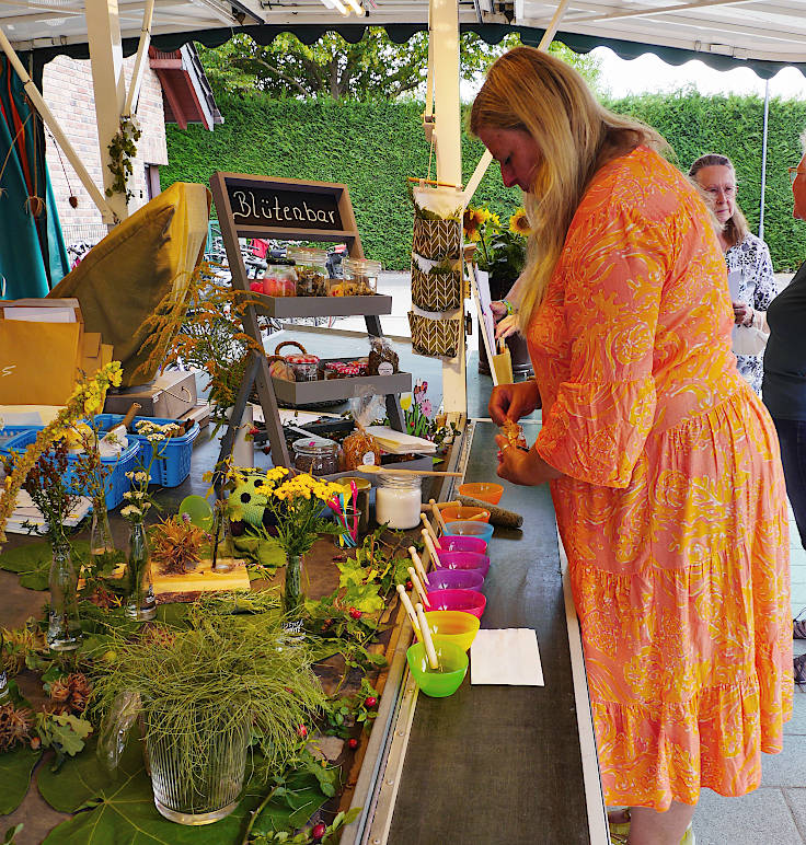 © www.mutbuergerdokus.de: Hof am Deich: Hoffest 'Bio trifft Kultur'