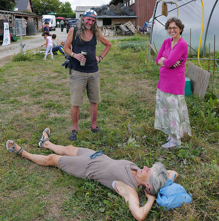 © www.mutbuergerdokus.de: Hof am Deich: Hoffest 'Bio trifft Kultur'
