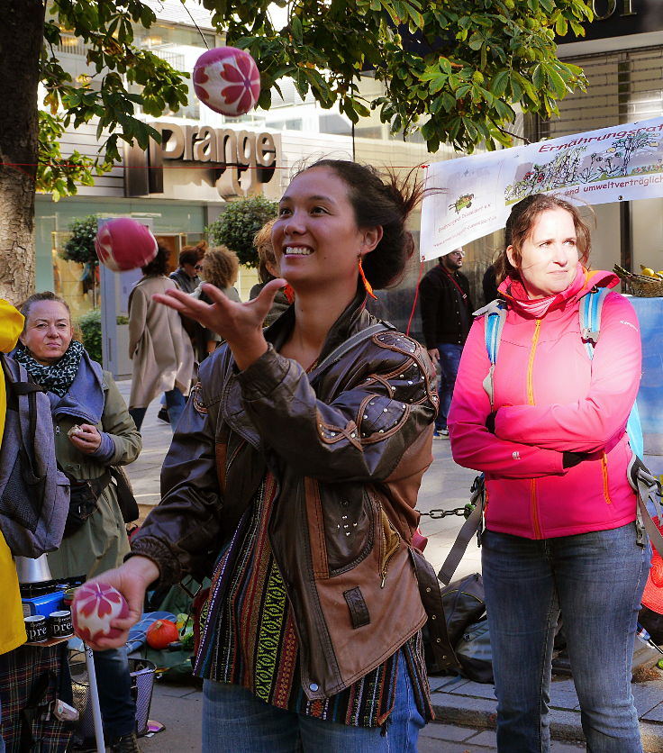 © www.mutbuergerdokus.de: 'Park(ing) Day Düsseldorf'