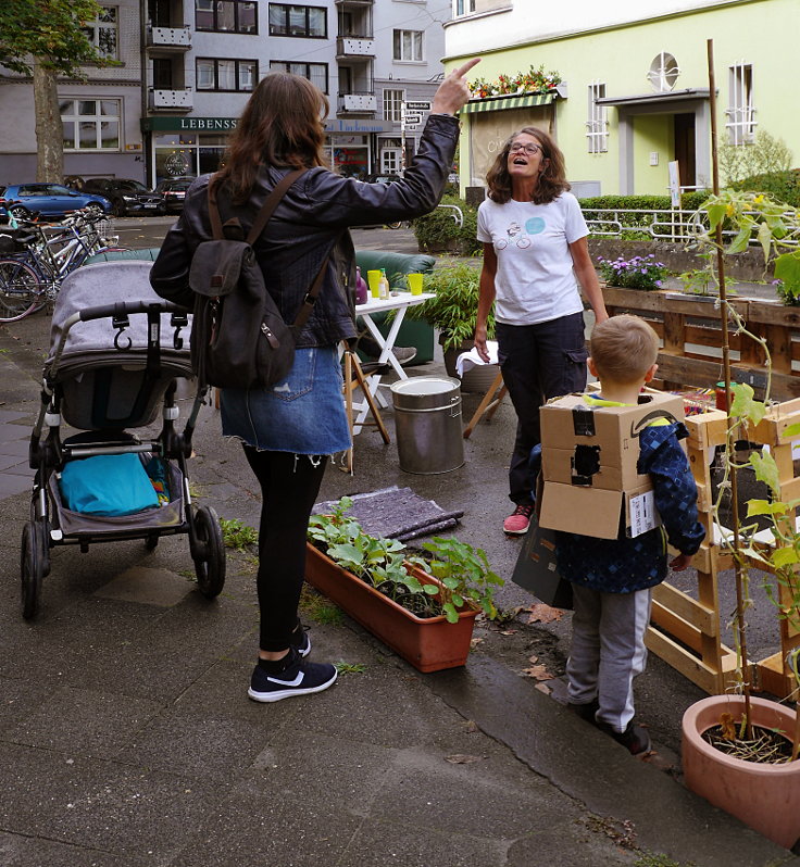 © www.mutbuergerdokus.de: 'Park(ing) Day Düsseldorf'