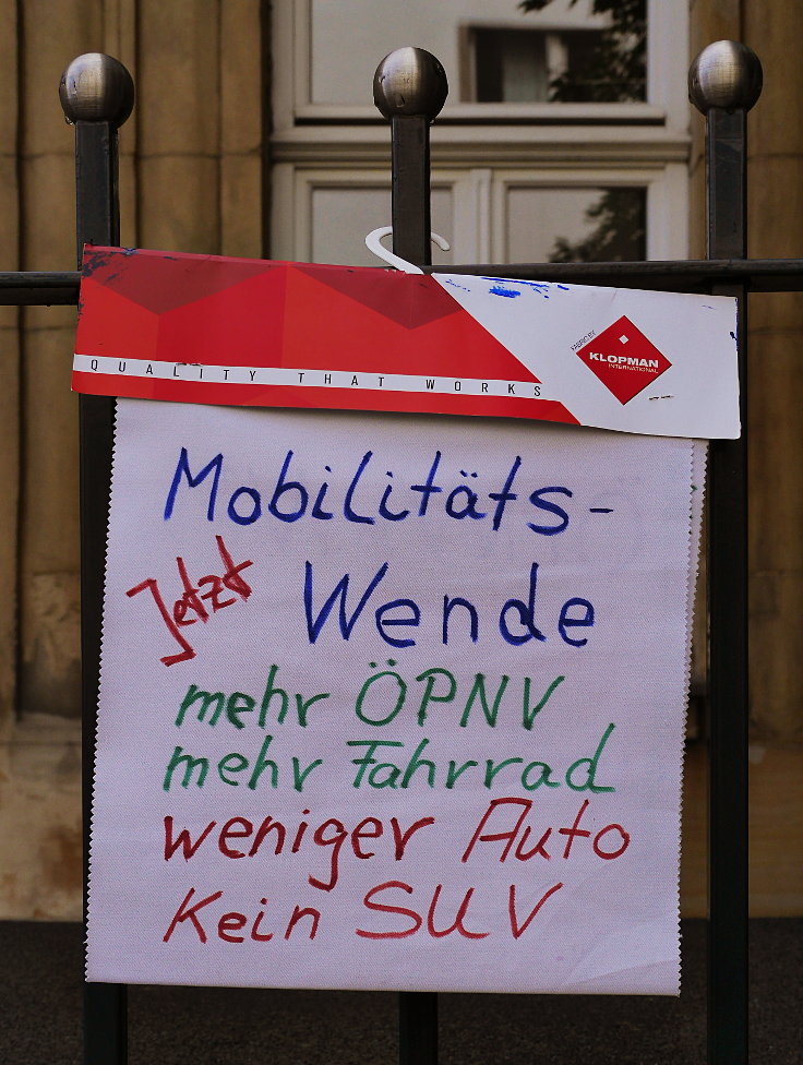 © www.mutbuergerdokus.de: 'Park(ing) Day Düsseldorf'