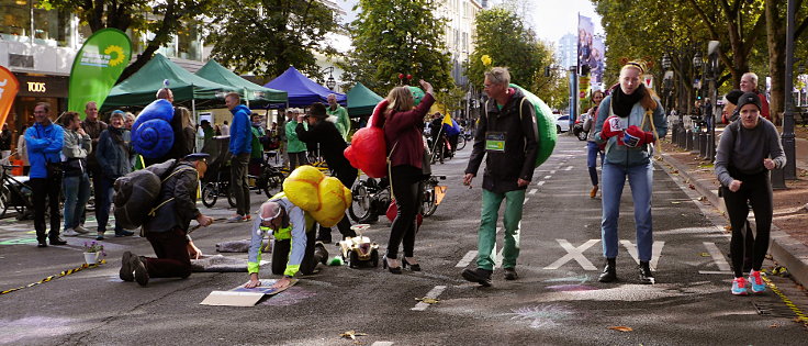© www.mutbuergerdokus.de: 'Park(ing) Day Düsseldorf'