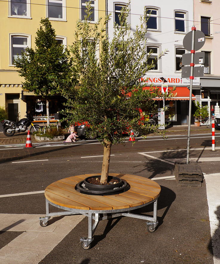 © www.mutbuergerdokus.de: 'Park(ing) Day Düsseldorf'